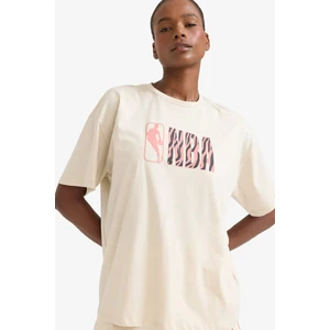 NBA Wordmark Oversize Geniş Kalıp Bisiklet Yaka Kısa Kollu Tişört E3845AX25SM