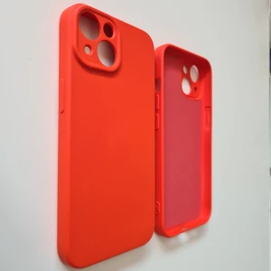 Pirok Store iPhone 13 İle Uyumlu Logosuz Kamera Korumalı İçi Kadife Esnek Soft Silikon Kılıf