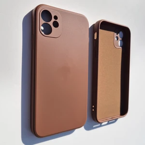 Pirok Store İphone 11 İle Uyumlu Köşeli Kalıp ( 12 GÖRÜNÜMLÜ) Lansman İçi Kadife Esnek Silikon Kılıf
