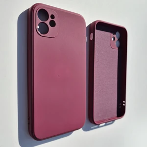 Pirok Store İphone 11 İle Uyumlu Köşeli Kalıp ( 12 GÖRÜNÜMLÜ) Lansman İçi Kadife Esnek Silikon Kılıf