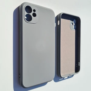 Pirok Store İphone 11 İle Uyumlu Köşeli Kalıp ( 12 GÖRÜNÜMLÜ) Lansman İçi Kadife Esnek Silikon Kılıf