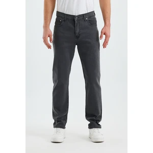 Erkek Regular Fit Geniş Paça Yüksek Bel Casual Kot Pantolon