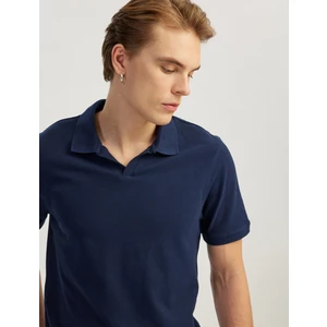 Pamuklu Pike Kumaş Kısa Kollu Regular Fit V Yaka Polo Tişört