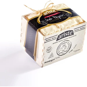 Ahşap Hediyelik Kutulu Tam Yağlı İnek Beyaz Peyniri 600 gr – Dinlendirilmiş