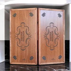 Simya Oyun Aletleri Simya Isme Özel Ahşap Pullu Ceviz Kaplama Ahşap Tavla