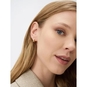 Jimmy Key Altın Renkli Klips Küpe Kadınlar İçin Şık ve Modern Günlük Aksesuar