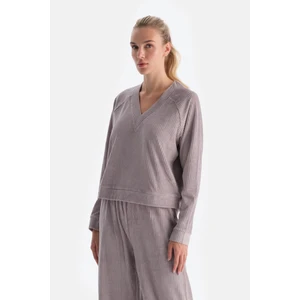 Açık Lila V Yaka Uzun Kollu Kadife Sweatshirt