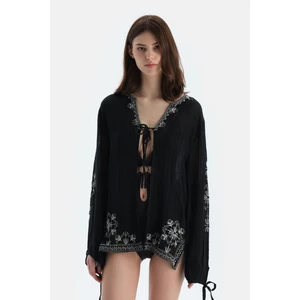 Siyah Uzun Kol Önden Bağlamalı Gömlek