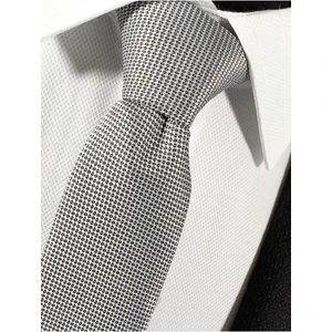 Gümüş Gri Renk Armürlü Kravat Mendil Seti