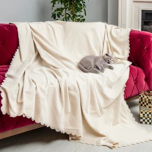 Latuda Concept Kaymaz Koltuk Örtüsü Çift Taraflı Mikrofiber Şönil 175x215 cm Ekru – Kedi Köpek ve Çocuk Dostu