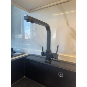 Paslanmaz Pirinç Arıtmalı Kare Siyah Eviye Bataryası