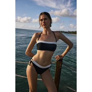 Siyah Nova Bikini Altı