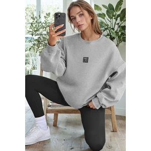 Kadın Gri Free Life Baskılı 0 Sıfır Yaka Oversize Salaş Bol Kesim Polar Sweatshirt