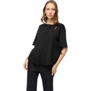 Makis Siyah Renk Regular Fit Bisiklet Yaka Düşük Kollu Tişört