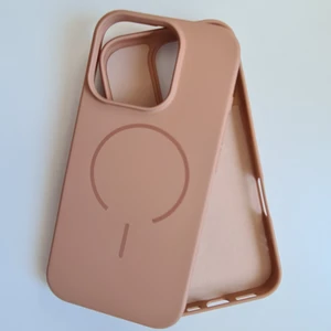 iPhone 16 Pro (6.3inc) Magsafe ile Uyumlu Yumuşak Soft Mükemmel Manyetik Esnek Lansman Silikon Kılıf
