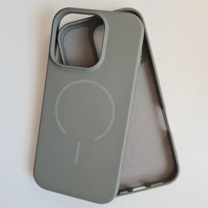 iPhone 16 Pro (6.3inc) Magsafe ile Uyumlu Yumuşak Soft Mükemmel Manyetik Esnek Lansman Silikon Kılıf