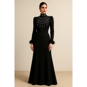 Tesettür Balık Taşlı ve Kolu Tüylü Elbise