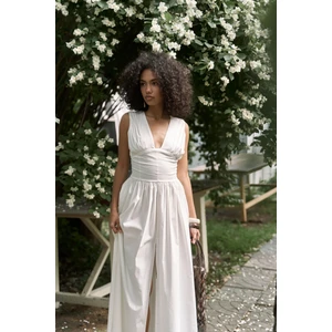 Emilia Korse Detay Ekru Uzun Elbise