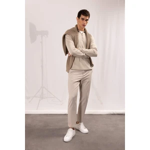 Tailored Fit Normal Kesim Düz Paça Her Yöne Esneyen Yazlık Kumaş Pantolon C7508AX24AU