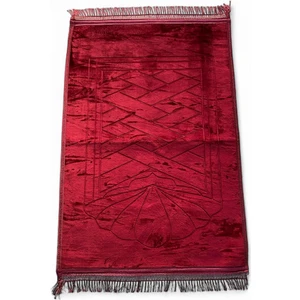 Peluş Seccade