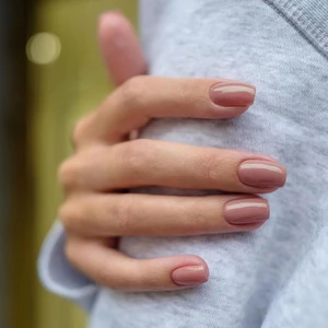 Tips Art Nude Düz Kısa 24’lü Takma Tırnak Seti ve Zararsız Yapıştırıcı