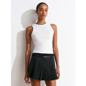 21086 Çift Görünümlü Kolsuz Top-Ekru