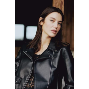 Su İtici Crop Biker Ceket Suni Deri Kruvaze Yaka Fermuarlı Cepli Kemerli Mevsimlik Y7168AZ25SP