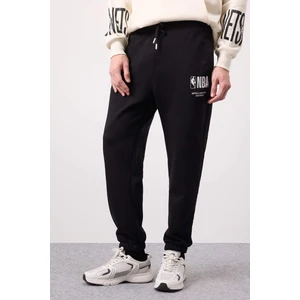 DeFactoFit NBA Wordmark Kalın Jogger Eşofman Altı Standart Fit Cepli Lastikli Paça D6576AX25SP