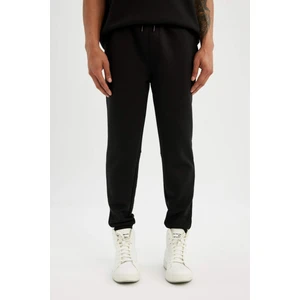 DeFactoFit Jogger Eşofman Altı Slim Fit Dar Kesim Skuba Dalgıç Kumaş Lastikli Paça Beli Bağcıklı Cepli Z9112AZ24AU