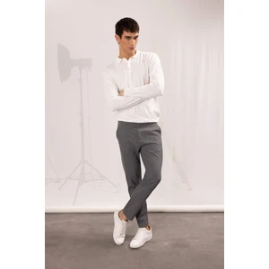 Tailored Fit Normal Kesim Düz Paça Her Yöne Esneyen Yazlık Kumaş Pantolon C7508AX24AU
