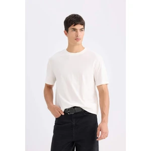 %100 Pamuk New Regular Fit Bisiklet Yaka Basic Düz Kısa Kollu Beyaz Tişört V7699AZ25SP
