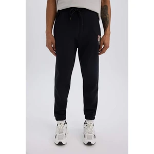 DeFactoFit Kalın Jogger Eşofman Altı NBA Chicago Bulls Standart Fit Cepli Beli Bağcıklı Lastikli Paça D3251AX24WN