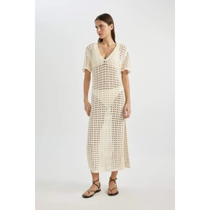 V Yaka Kısa Kollu Triko Örgü Plaj Elbisesi-Fall in Love C6138AX24SM