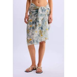 Kadın Desenli Uzun Pareo