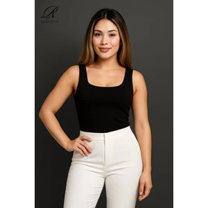 Kadın Premium Kalite Siyah Kalın Askılı Havuz Yaka Bluz