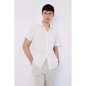 %100 Pamuk Regular Fit Yazlık Polo Yaka Keten Görünümlü Kısa Kollu Beyaz Gömlek D7551AX25SP