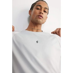 DeFactoFit Hızlı Kuruyan Slim Fit Dar Kesim Bisiklet Yaka Baskılı Sporcu Kısa Kollu Tişört V2887AZ25SP