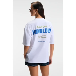 ZEYLINA Kadın %100 Pamuk Baskılı Regular Fit Kısa Kollu Bisiklet Yaka Beyaz T-Shirt