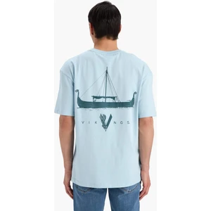 %100 Pamuk Vikings Comfort Regular Fit Rahat Kalıp Bisiklet Yaka Sırt Baskılı Kısa Kollu Tişört B8092AX25SP