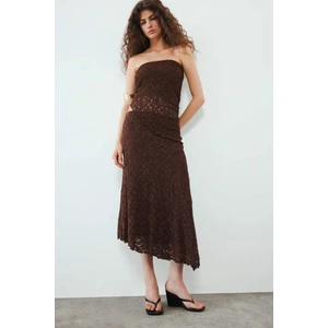 Asimetrik Normal Bel Dantel Maxi Etek