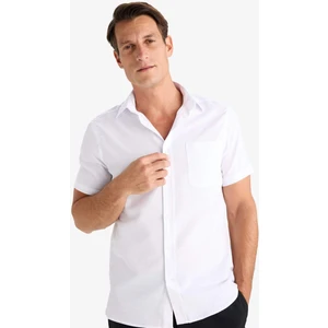 Modern Fit Yazlık Polo Yaka Basic Düz Kısa Kollu Beyaz Gömlek E5077AX25SM
