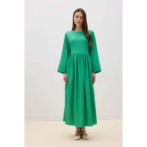 Regular Fit Bisiklet Yaka Gofre Dokulu Uzun Kollu Maxi Elbise E6597AX25SP