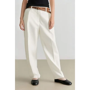 Carrot Fit Gabardin Kumaş Pantolon Kemerli Yüksek Bel Kısa Paça D2732AX25SP