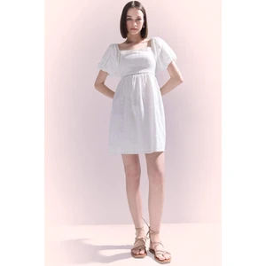 Kare Yaka Pamuklu Kısa Kollu Beyaz Mini Elbise E5390AX25SM