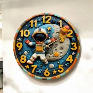 Renkli Baskı Astronot Uzay Çocuk Desenli Sayılı Hediyelik Ahşap Sessiz Duvar Saati 45CM