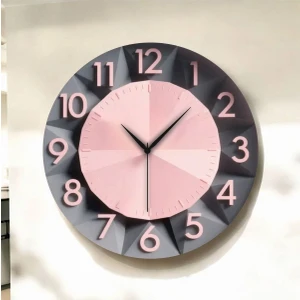 Siyah Pembe Renkli Baskı Kabartma Görünümlü Desenli Sayılı Hediyelik Ahşap Sessiz Duvar Saati 50CM