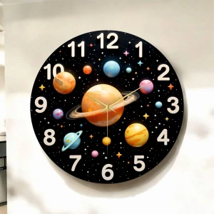 Renkli Baskı Gezegen ve Uzay Desenli Sayılı Hediyelik Ahşap Sessiz Çocuk Duvar Saati 45CM
