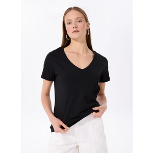 V Yaka Düz Siyah Kadın T-Shirt TEYO