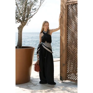 Lios Pencere Detay Siyah Uzun Tulum