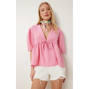 V Yaka Bağlama Detaylı Volanlı Müslin Bluz LAN0032 PEMBE